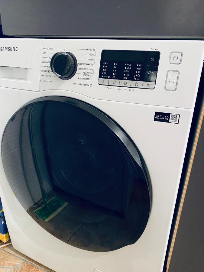 Appartamento Chiara 34 - M4 Metro Blu *